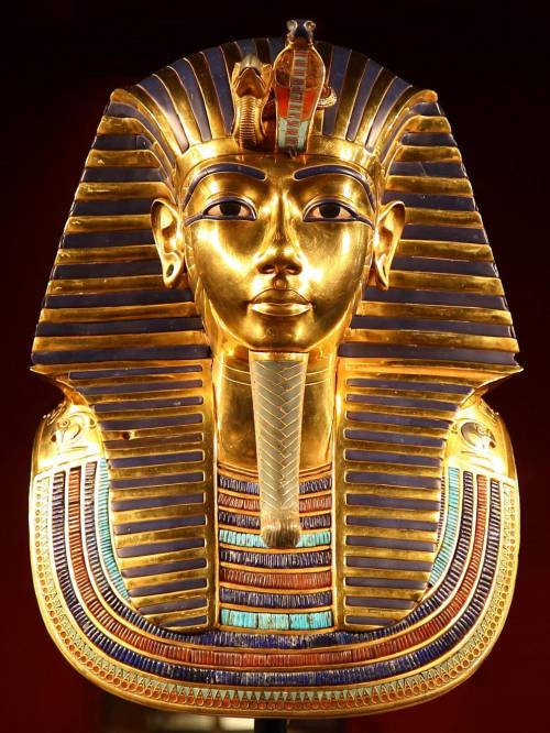 Why was the discovery of king tutankhamen's tomb so important?  a. no egyptian tombs had been discov