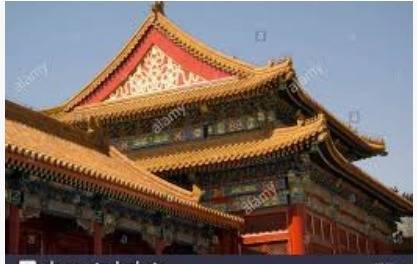 Describe the cultural characteristics of chinatown ?