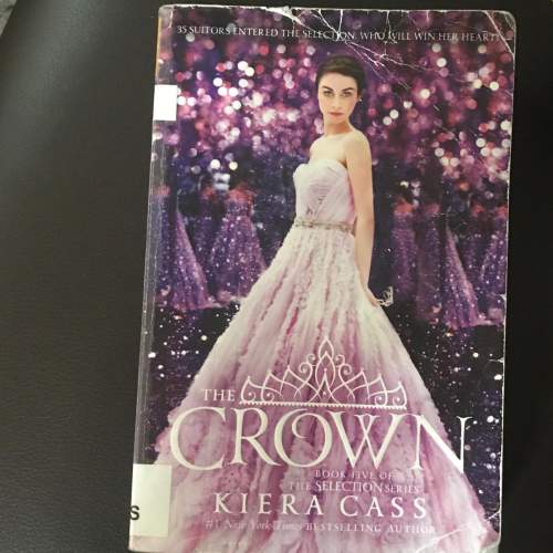 What is the conflict in the book the crown by kiera cass?
