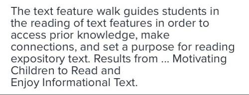 What is the purpose of using text features in an informative essay?