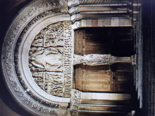 Which statement best describes portals in romanesque cathedrals?  a) the sculpture figures ha