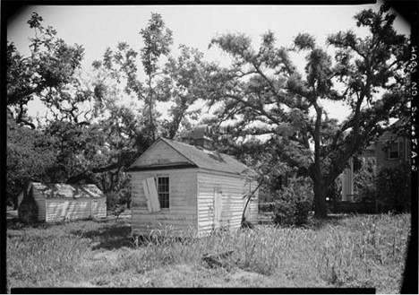 This is a picture of a one-room house in south carolina. (picture below) which social cl
