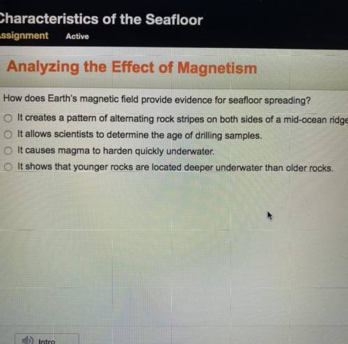 How does earths magnetic field provide evidence for seafloor spreading