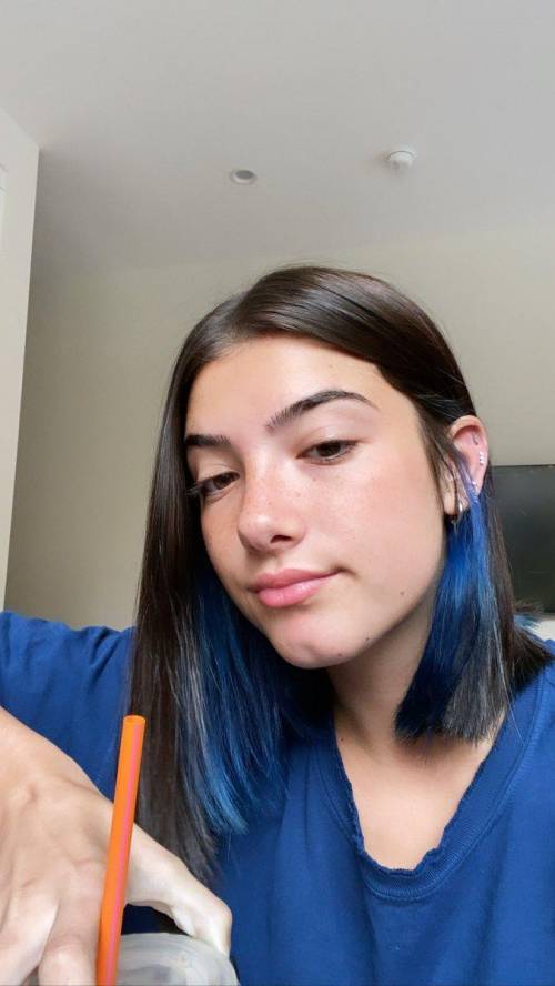 Do you know who she is? 
(she’s from tiktok)