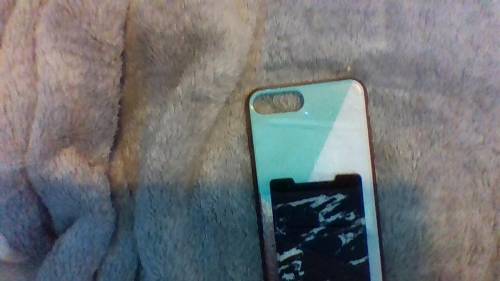 REDO bc i forgot to add the photo lol

dare from my friends yuri- post a pic of ur phone case
its