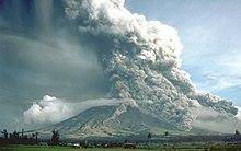 What is the huge cloud sliding on the volcano called?