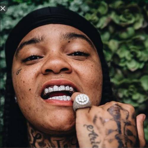 Someone put a pic of young m.a